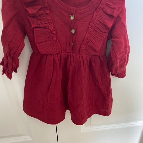 New babies dress - Picture 3 of 4